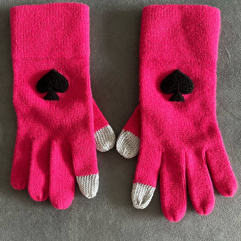 Kate Spade New York Women’s Tech Friendly Hand Gloves